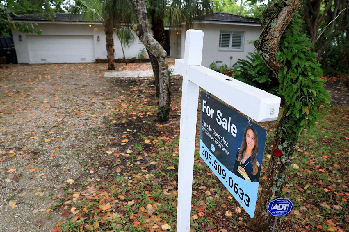 Mortgage rates move higher on positive economic news