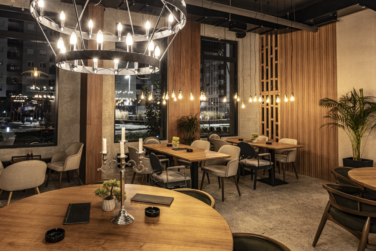 Popular restaurant chain imitates MicroStrategy and Tesla in its operations