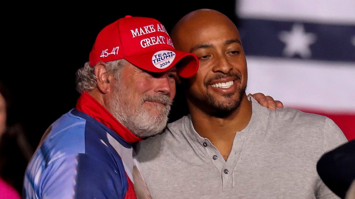 Eagles’ AJ Dillon reflects on ‘cool experience’ attending Trump rally, meeting president
