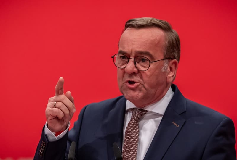 German government moves to speed up arms purchases amid Russia threat