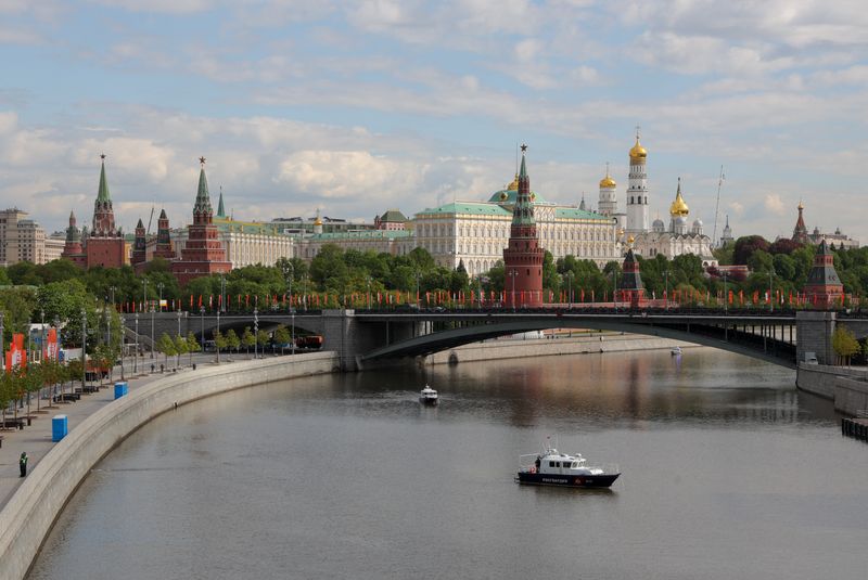 Kremlin says Estonia’s readiness to host nuclear-capable NATO jets threatens Russia