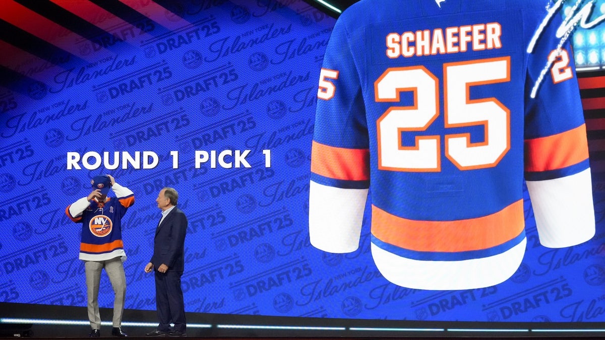 New York Islanders choose Matthew Schaefer with No. 1 pick in 2025 NHL draft