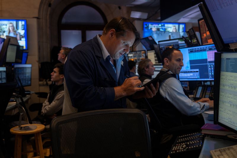 S&P 500, Nasdaq futures climb to record highs on trade optimism