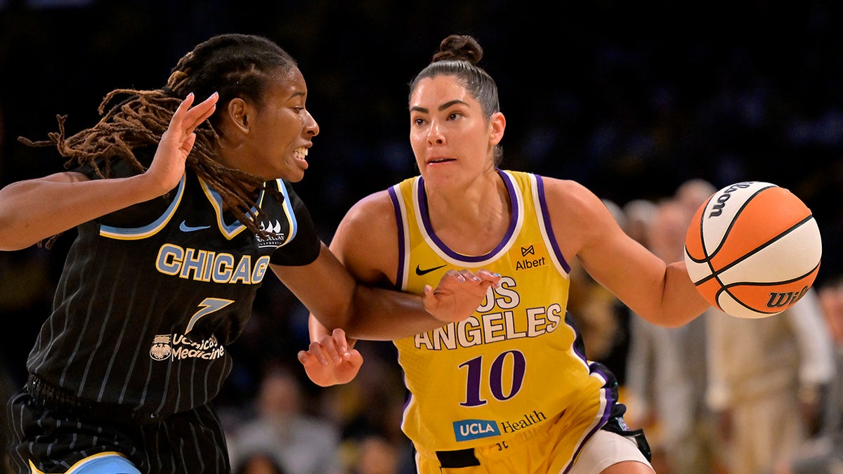 Sparks star Kelsey Plum makes Caitlin Clark fan change shirt in playful exchange