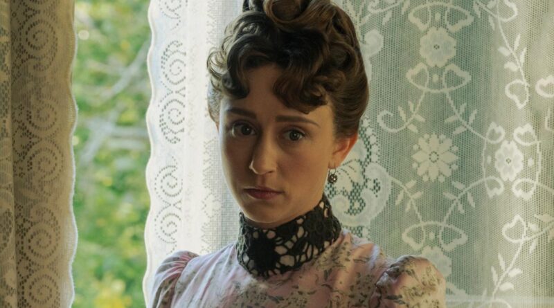Taissa Farmiga Breaks Down Gladys Russell’s “Total Heartbreak” in ‘The Gilded Age’ Season 2 Episode 3: “One of the Saddest Feelings in the World”