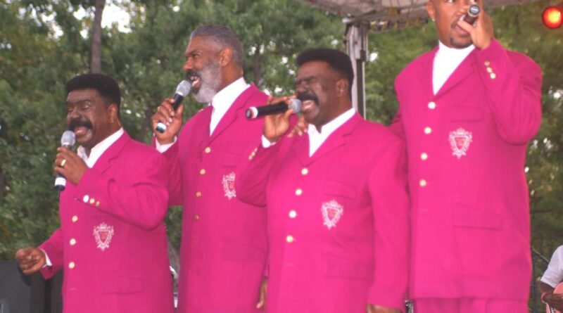Walter Scott Jr., founding member of R&B group ‘The Whispers,’ dead at 81 after cancer battle