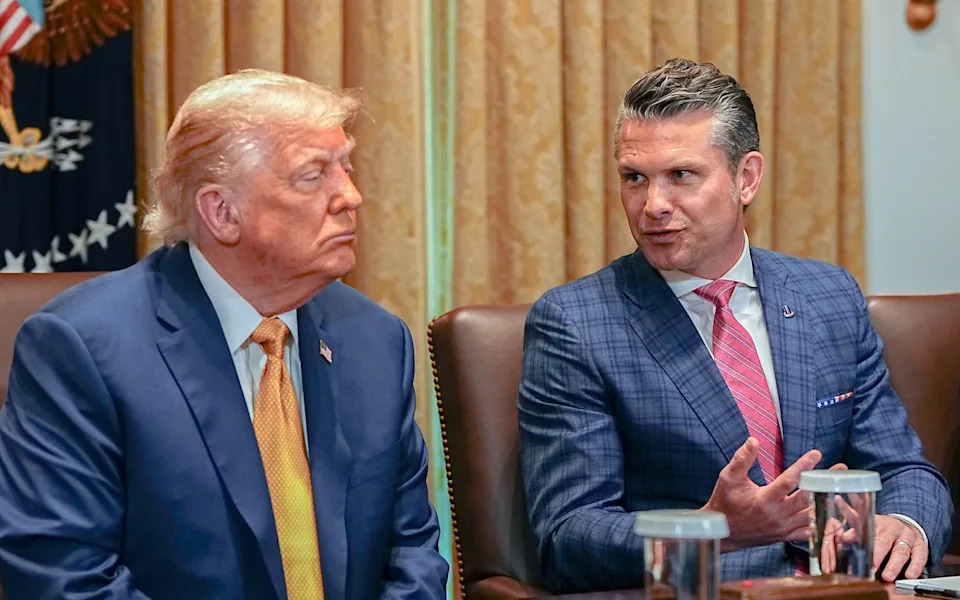 As Pentagon descends into chaos, Hegseth mulls governor run