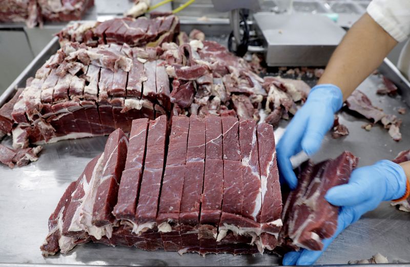 Brazil beef-packers estimate $1 billion in losses if US tariffs apply