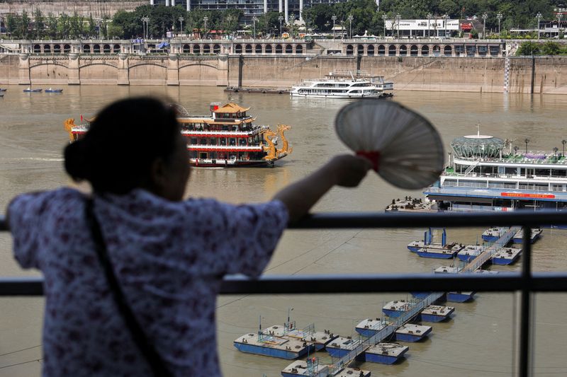 Car dealers in China’s Yangtze delta region warn of ‘severe challenges’