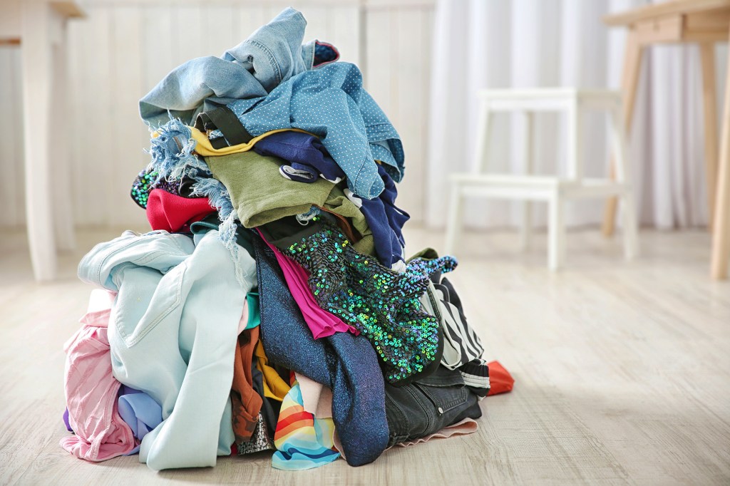 Dear Abby: My son’s fat, unhygienic girlfriend has changed him