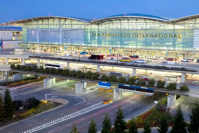 Delta Airlines Pilot Arrested in Cockpit Within Moments of Plane Touching Down in San Francisco: Reports