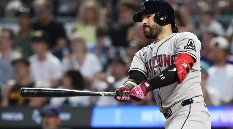 Diamondbacks get major Eugenio Suarez injury update as MLB trade deadline looms
