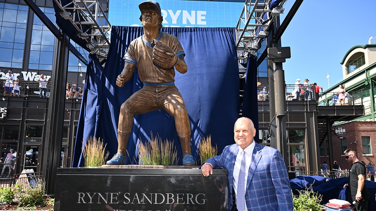 Hall of Famer, beloved Cubs legend Ryne Sandberg dead at 65 after battle with cancer