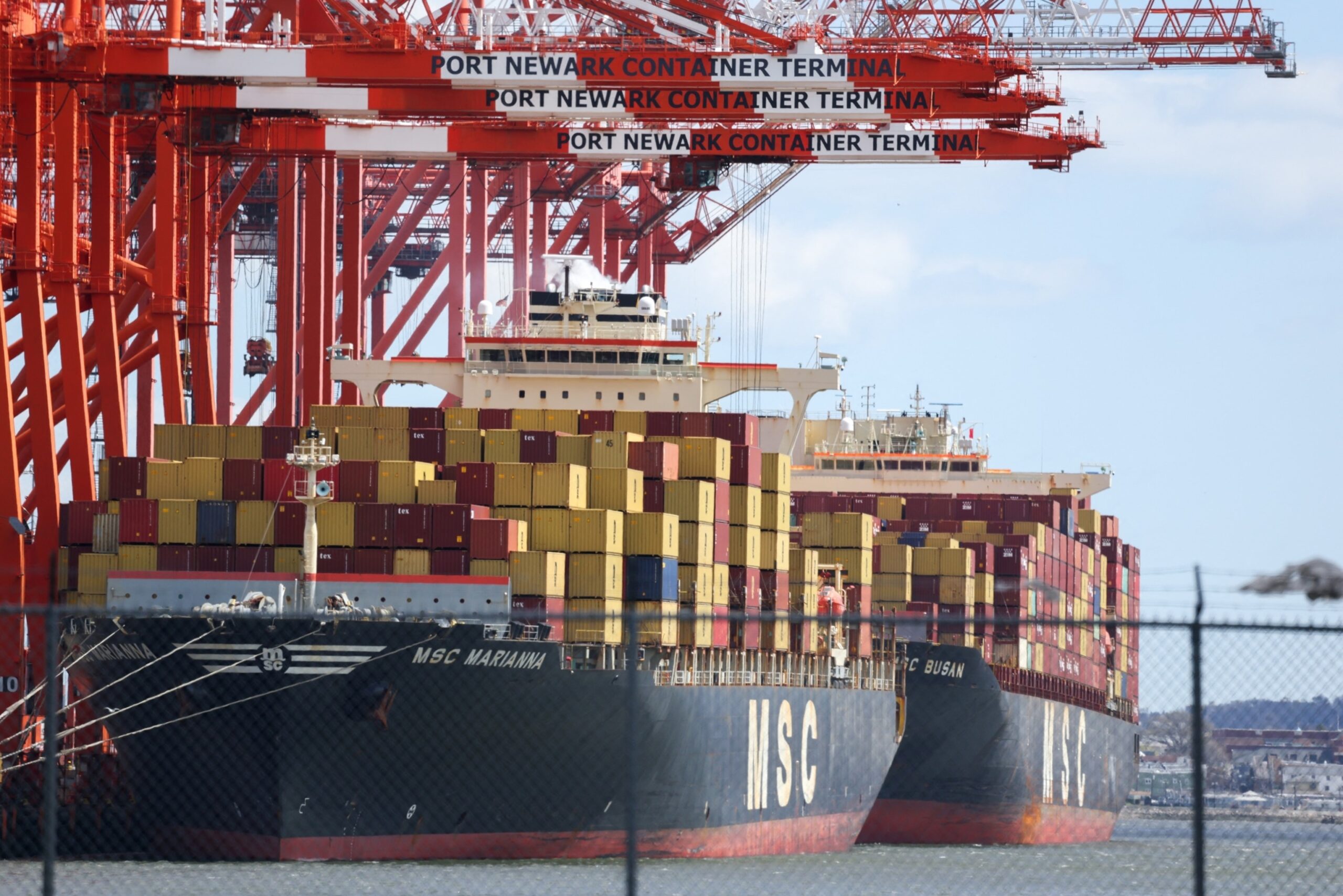 ‘Huge week’ of economic data set to test Trump’s tariffs
