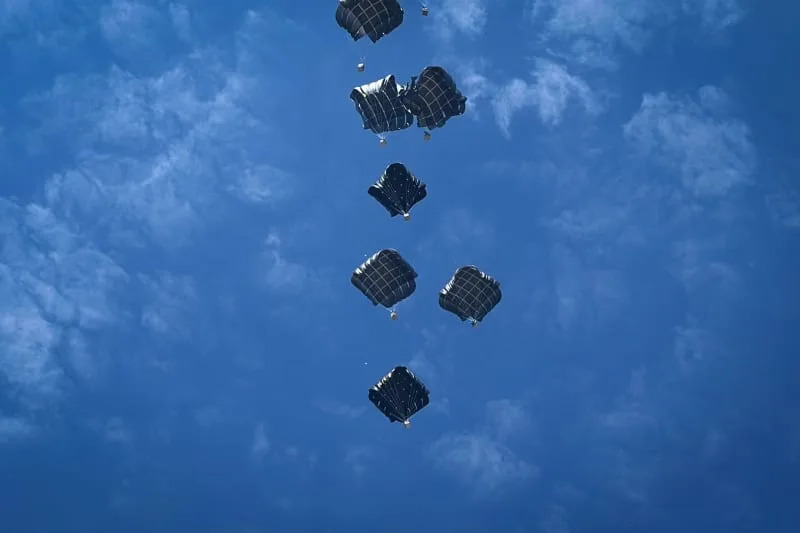 Israel: Over 50 pallets of food airdropped over Gaza by Arab states