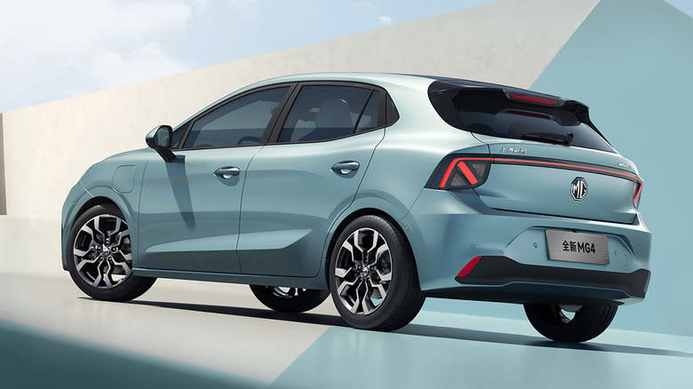MG Debuts Cheap Electric Hatchback With Semi-Solid-State Batteries