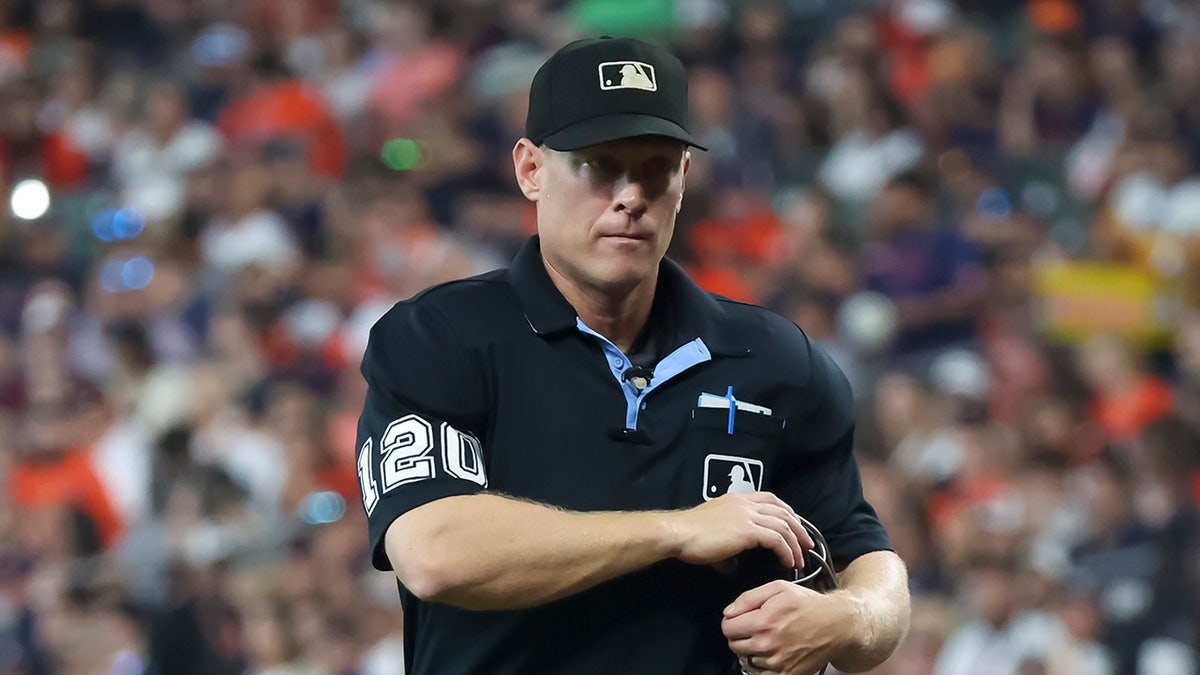 MLB umpire Brian Walsh under intense scrutiny after missing obvious strike call in Orioles-Blue Jays game