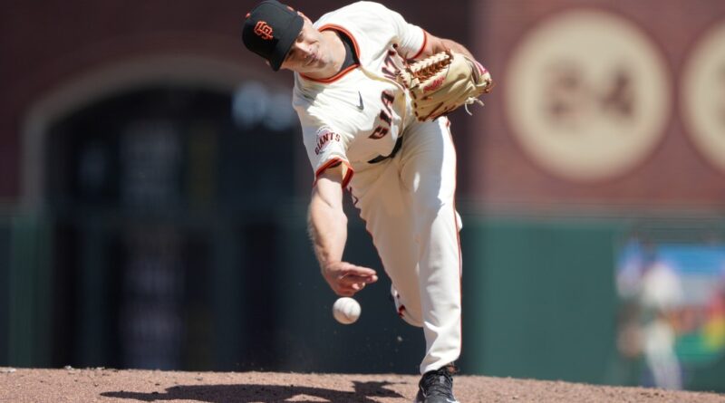 Mets in the middle of twin Rogers brothers getting dealt within hours at MLB trade deadline