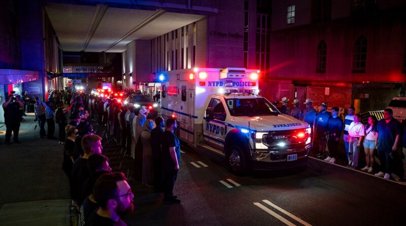 NYPD officer killed, others dead in New York City shooting and more top headlines