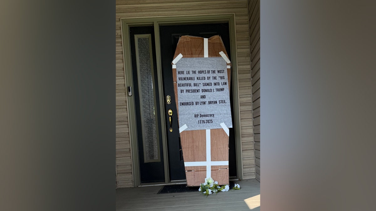 Protesters caught on camera delivering coffin to GOP congressman’s front door in mock funeral procession