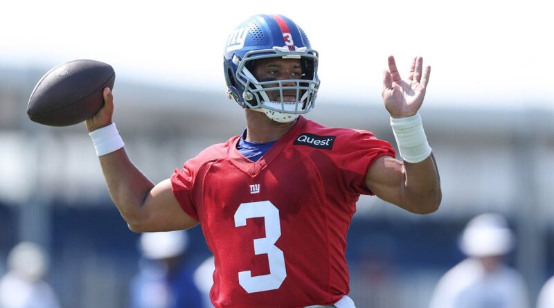 Russell Wilson brings star power to Giants camp as wife Ciara, family watch practice in matching jerseys
