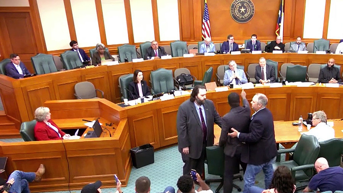 Texas congressional candidate dragged out, arrested after explosive redistricting hearing: ‘It is a shame!’