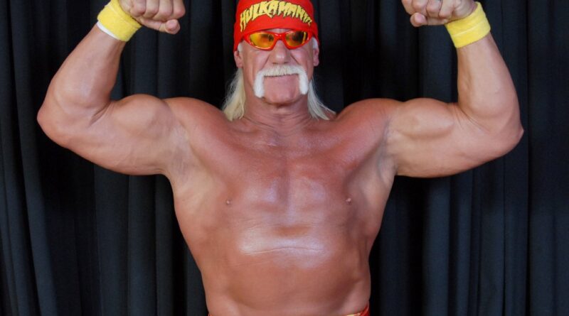 Triple H, WWE deliver emotional Hulk Hogan tribute at SmackDown