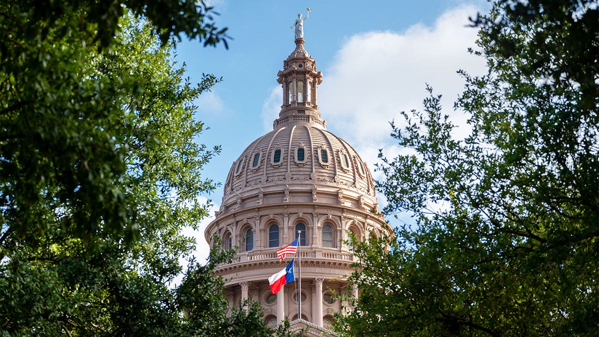 Trump, Republicans race to redraw Texas congressional map as Democrats threaten legal war
