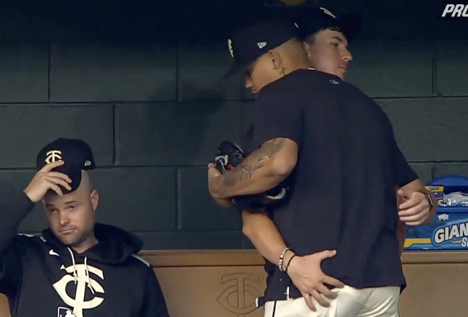 Twins’ Jhoan Duran puts MLB world on hug-watch alert with ultimate fakeout