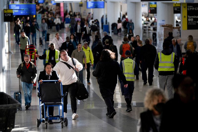 US airlines oppose new limits on facial recognition at airport checkpoints