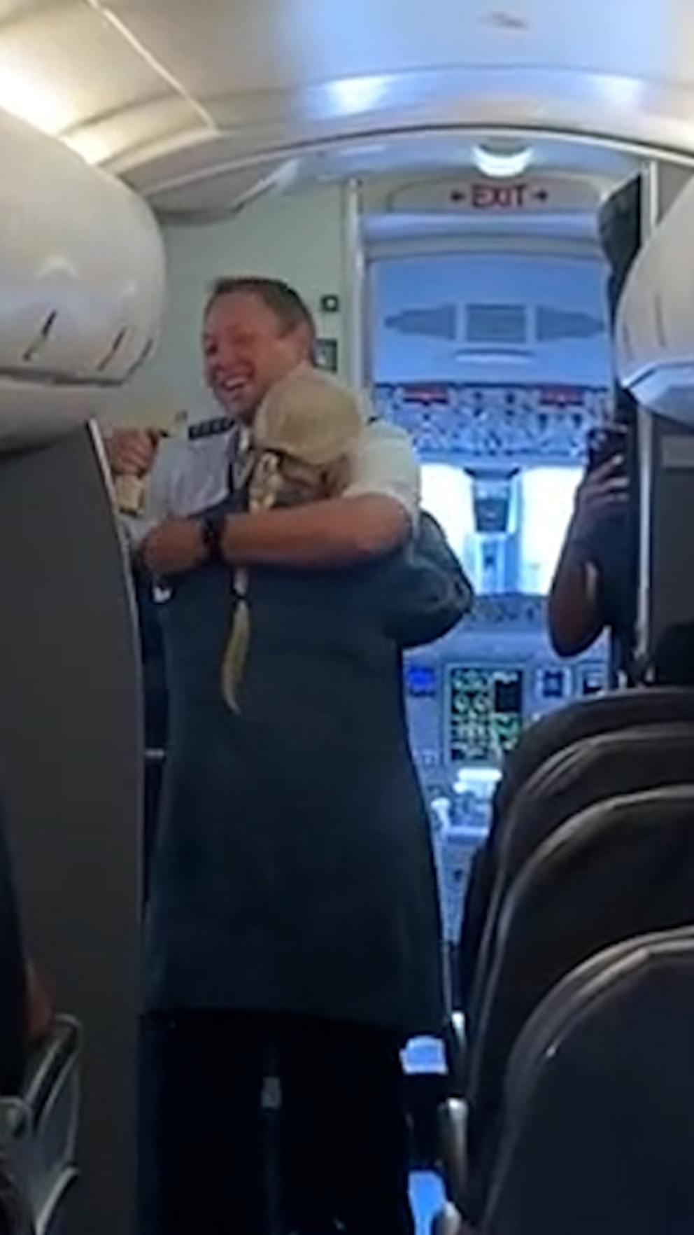 Video Pilot surprises grandmother with sweetest surprise