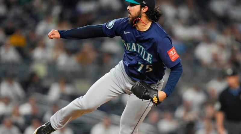 Yankees caught Mariners closer tipping pitches in wild comeback: ‘Weren’t making it very discreet’