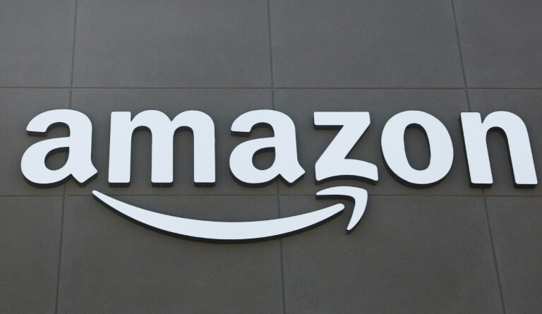 Amazon profits surge 35% but forecast sinks share price