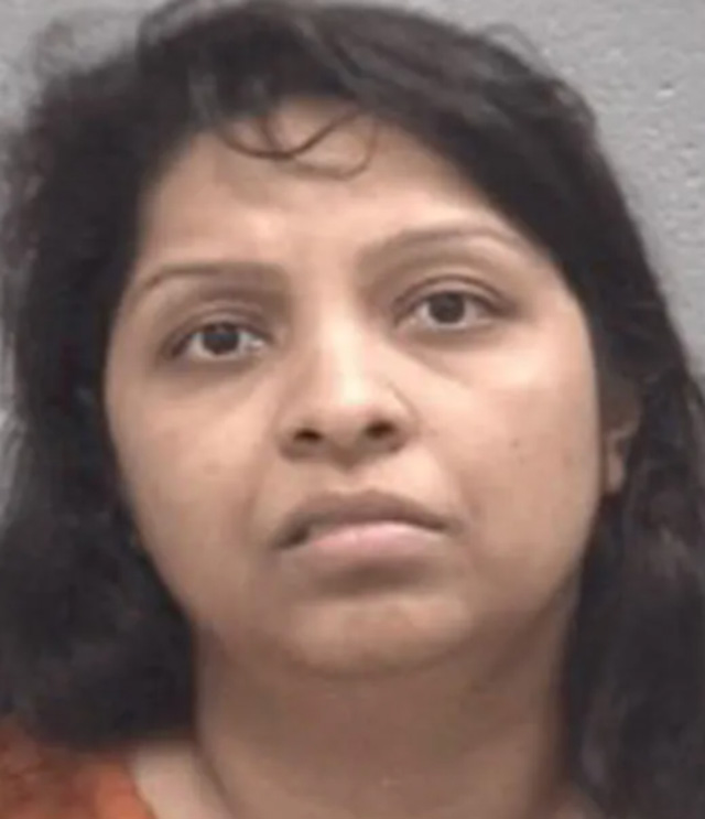 Day care worker arrested after allegedly forcing siblings to fight, throw chairs at each other