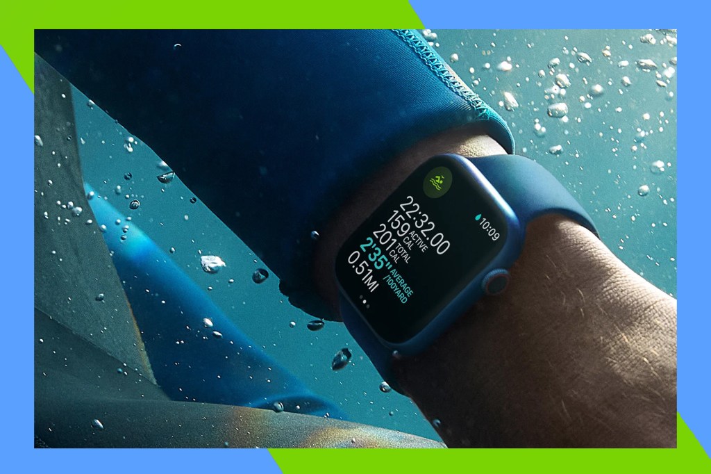 Leave your phone behind with this all-in-one Apple Watch