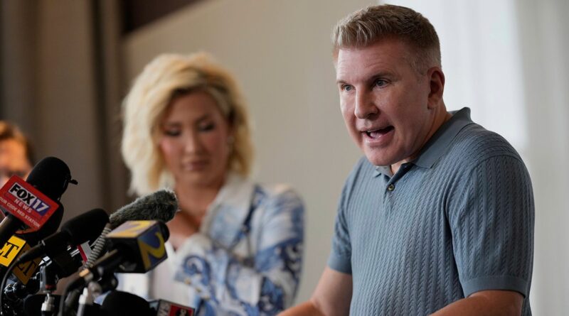 Todd and Julie Chrisley’s children accuse family members of betrayal, ‘lose our last name’