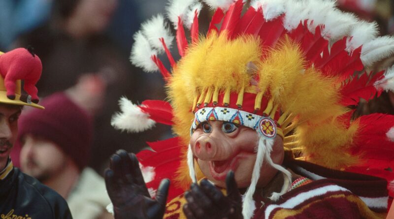 Trump rips Washington Commanders as ‘not a good name,’ again calls for return to Redskins’ identity